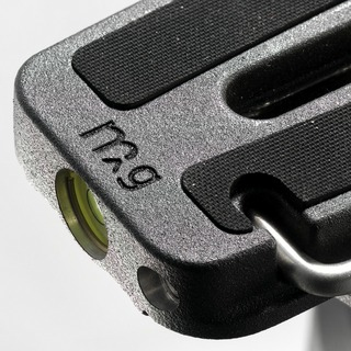 Miniatyrbild 4 av 4: Manfrotto L Bracket Q2 stativhuvuden Grå Magnesium