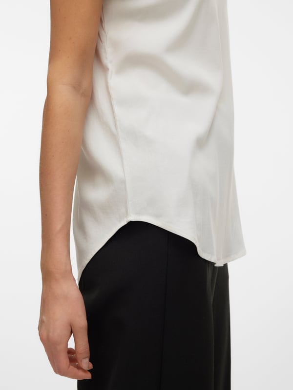 Miniatyrbillede 2 af 6: Vero Moda VMBELLA Top,10303431,S Top (tøj) Rund krave Kort ærme Viskose, Elastin