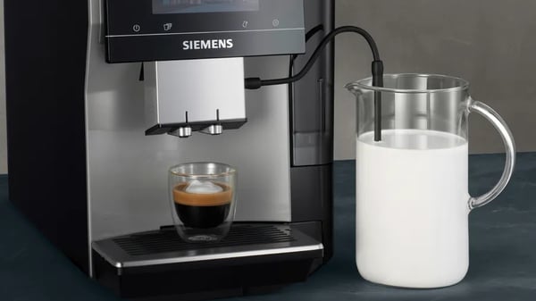 Siemens EQ.700 TP715R07 kaffemaskine Fuld-auto Espressomaskine 2,4 L
