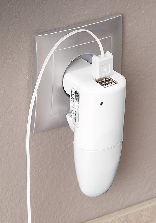 Miniatyrbillede 2 af 7: ReTrak EUIPODCHG51 oplader til mobil enhed Mobiltelefon, MP3 Hvid Vekselstrøm, Cigartænder Automatisk, Indendørs