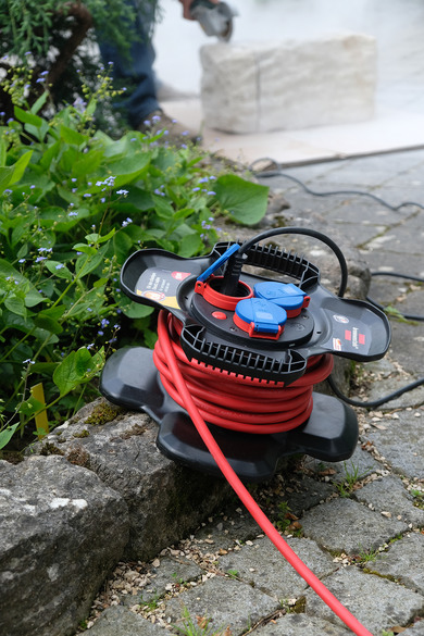 Miniatyrbillede 3 af 5: Brennenstuhl 1169710100 stikdåse 10 m 3 AC stikkontakt(er) Udendørs Sort, Rød