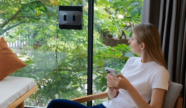 Miniatyrbild 11 av 13: EZIclean Windobot S6 Ultra