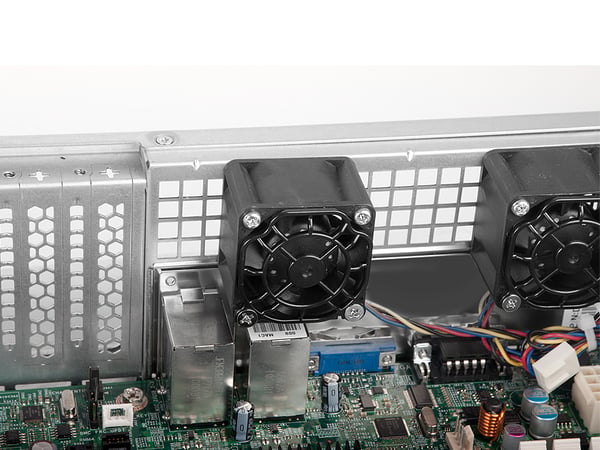 Chenbro RM24200 verkkolaitekotelo 2U