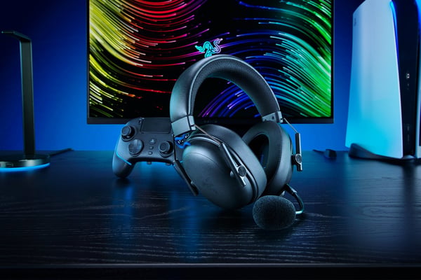 Pikkukuva 4 / 6: Razer BlackShark V3 Kuulokkeet Langallinen & langaton Pääpanta Pelaaminen USB A-tyyppi Bluetooth Musta