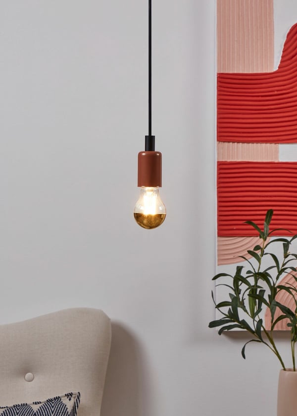 EGLO 110031 LED-lamppu Lämmin valkoinen 2700 K 7,3 W E27 E