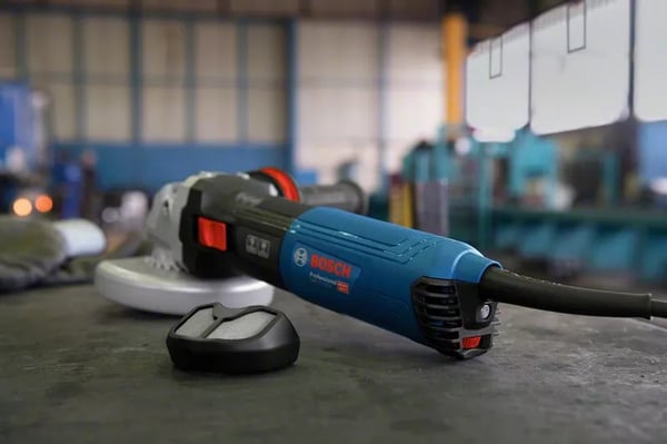 Miniatyrbillede 4 af 15: Bosch GWS 17-150 S vinkelsliber 15 cm 9700 rpm 1700 W 2,2 kg