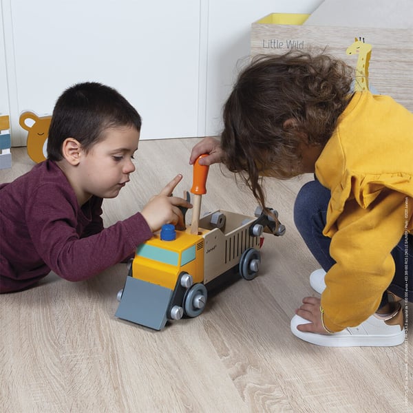 Pikkukuva 9 / 9: JANOD Brico'kids wooden builder’s truck