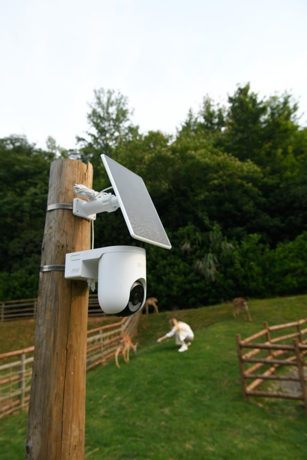 Pikkukuva 62 / 64: EZVIZ HB8 Lite 4G+Wifi Kääntyvä alusta IP-turvakamera Ulkona 2560 x 1440 pikseliä Seinä