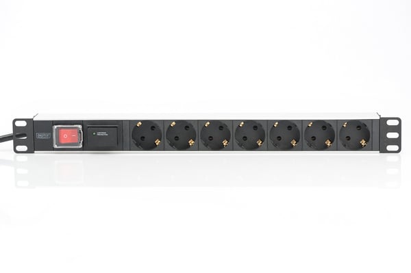 Digitus DN-95407 stikdåse 2 m 7 AC stikkontakt(er) Sølv
