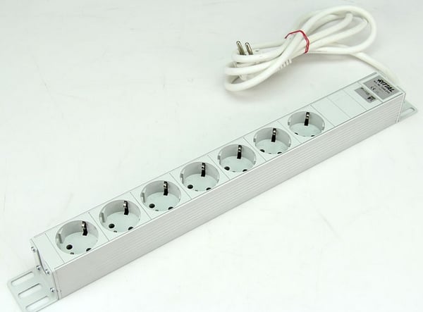 Rittal DK7240.210 Valkoinen 7 AC-pistorasia(a) 250 V 2 m Rittal DK7240.210 Valkoinen 7 AC-pistorasia(a) 250 V 2 m