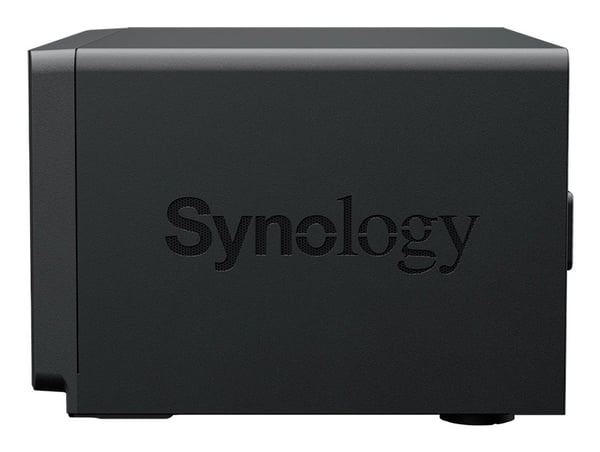 Miniatyrbillede 2 af 6: Synology DiskStation DS1825neo+ NAS Desktop AMD Ryzen V1500B 4 GB DDR4 0 TB Synology DSM Sort