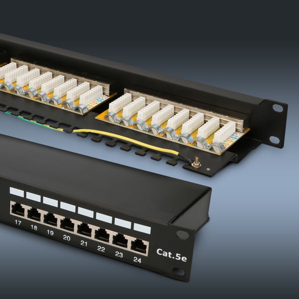 Miniatyrbillede 4 af 13: Extralink EX.9823 patch panel 1U