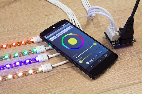 Pikkukuva 3 / 4: Aqua Computer farbwerk USB Valaisimen LED-säädin