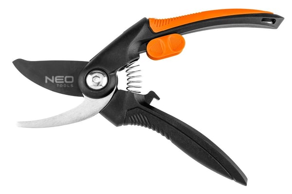 NEO tools 15-210 beskæringssaks