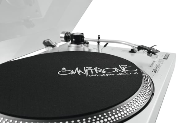 Omnitronic 10603043 DJ-levysoitin Hihnavedollinen DJ-levysoitin Hopea