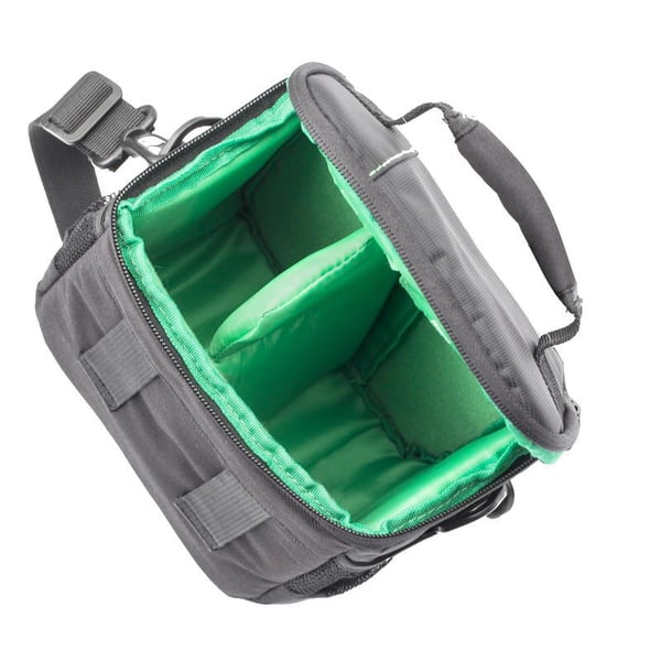 Rivacase 7420 Axelväska Svart