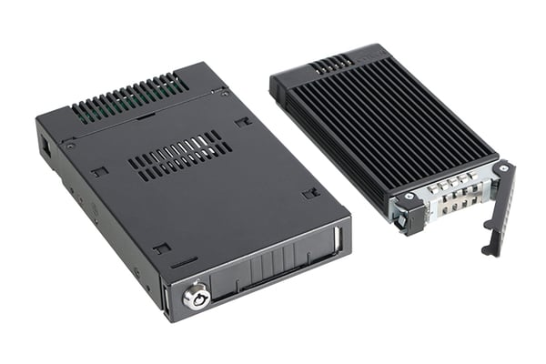 Miniatyrbillede 8 af 10: Icy Dock MB601M2K-1B drevkabinet SSD kabinet Sort 3.5"