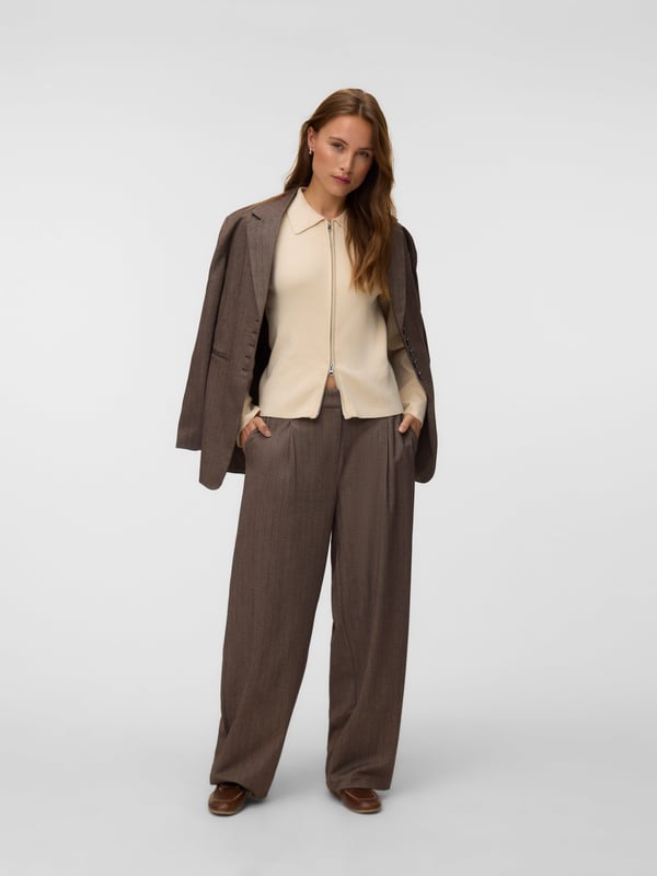 Pikkukuva 1 / 5: Vero Moda 10297844_31_60 neulevaate