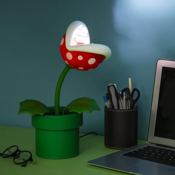 Paladone Piranha Plant Posable Lamp BDP bordslampor LED Grön, Röd, Vit