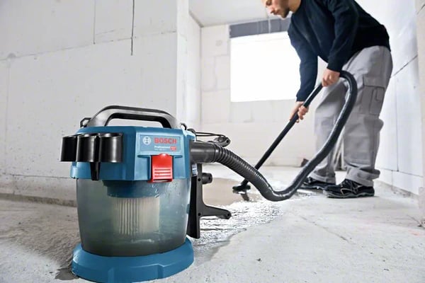Bosch GAS 18V-10 L Professional Svart, Blå