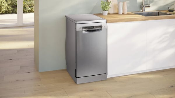 Miniatyrbillede 9 af 11: Bosch Serie 4 SPS4EMI17E opvaskemaskine Fritstående 10 kuverter
