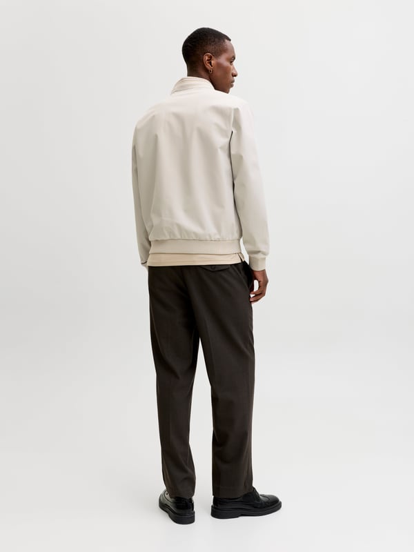 Pikkukuva 3 / 7: Jack & Jones 12273393_137_M takki ja pusakka