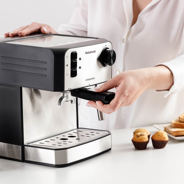 Taurus Intenso Moka Semi-auto Espressomaskine 1,6 L