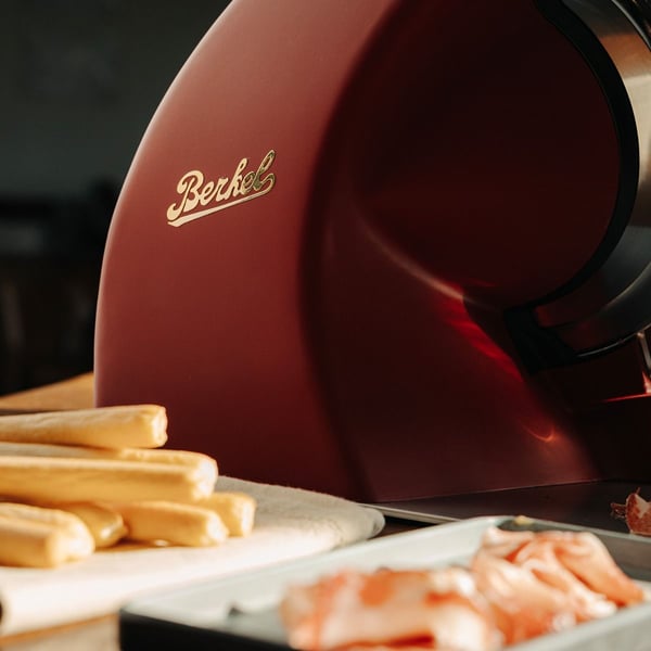 Pikkukuva 4 / 5: Berkel Home Line 200 Plus MATTE veitsi/viipaloija Sähkö 190 W Punainen, Hopea Alumiini