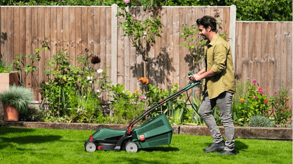 Bosch UniversalRotak 37-550 Manuel plæneklipper Vekselstrøm Grøn