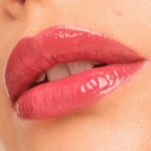 Pikkukuva 2 / 12: CATRICE Filler Supreme huulikiille 030 Miss Behave