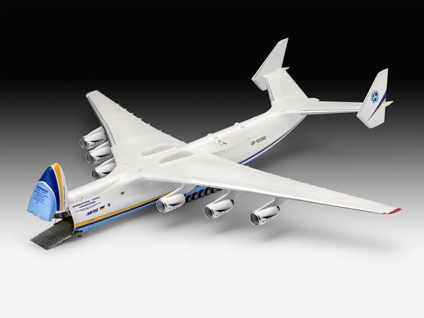 Revell Antonov An-225 Mrija Pienoismallikiinteäsiipinen ilma-alus Kokoamispakkaus 1:144