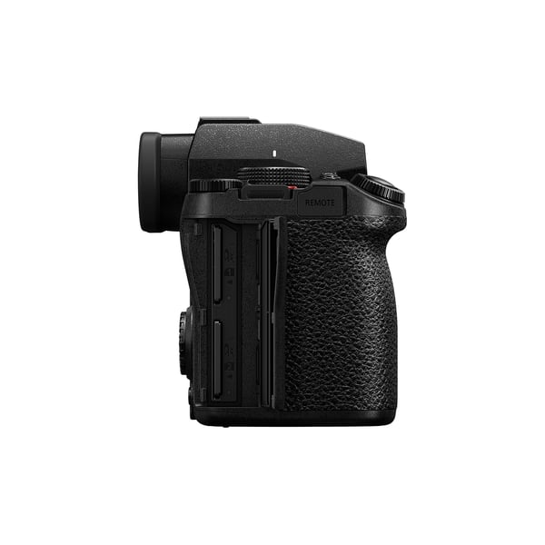 Panasonic Lumix G9 II + 12-60mm F2.8-4.0 25,21 MP Live MOS 11552 x 8672 pixel Sort