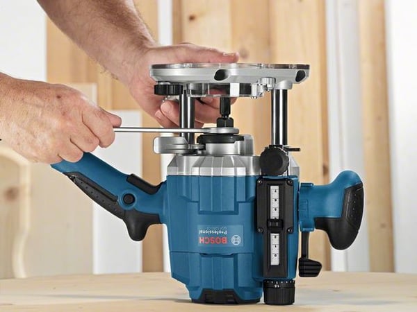 Miniatyrbillede 3 af 5: Bosch GOF 1250 CE Sort, Blå 24000 rpm 1250 W