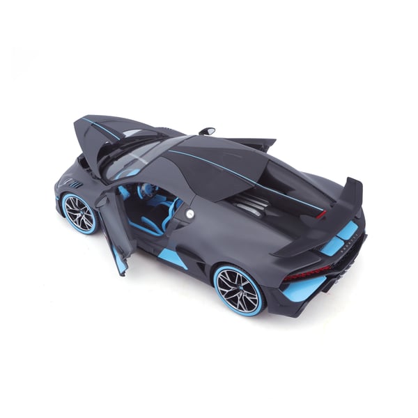BBURAGO Bugatti Divo Modellsuperbil Förmonterad 1:18
