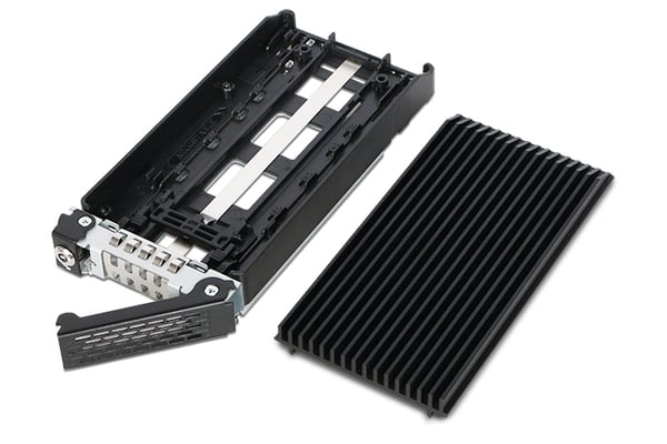 Miniatyrbillede 2 af 6: Icy Dock MB720TK-B drevkabinet HDD/SSD kabinet Aluminium, Sort 2.5"