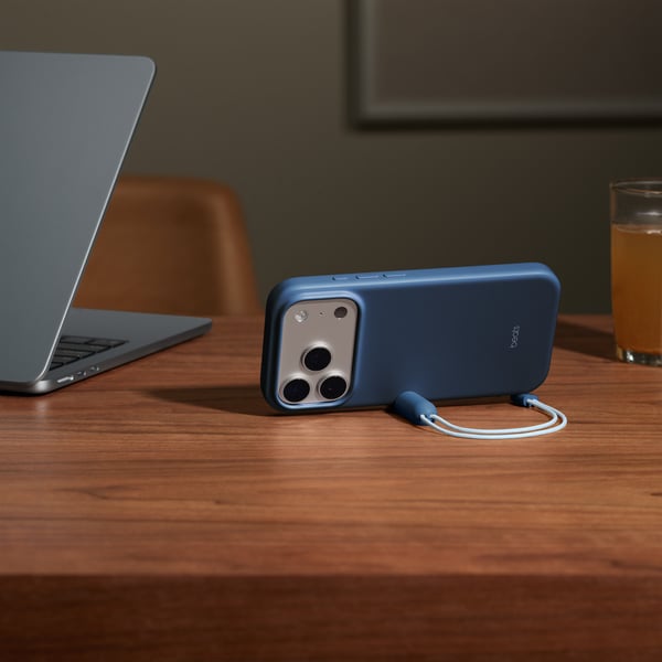 Miniatyrbillede 2 af 4: Apple Bagsidecover til mobiltelefon - med stativ og kamerastyring