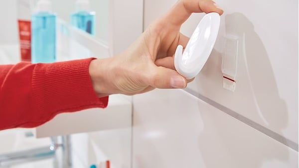 Miniatyrbillede 4 af 15: TESA Powerstrips Indendørs Universal krog Hvid 2 stk
