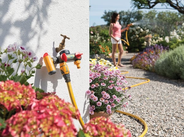 Miniatyrbillede 2 af 2: Hozelock 2250 vandslange beslag Tap stik PVC Grå, Rød, Gul 1 stk