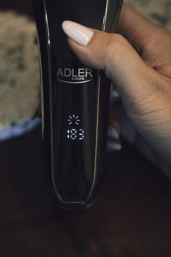 Adler AD 2933 rakapparater för män Folierakapparat Trimmer Svart