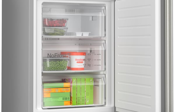 Bosch Serie 4 KGN362IDF køle-/fryseskab Fritstående 321 L Rustfrit stål