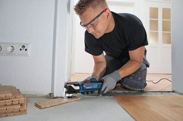 Pikkukuva 3 / 4: Bosch GOP 40-30 Professional 400 W 20000 OPM