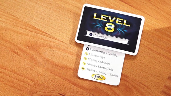 Ravensburger Level 8, Kartenspiel Kortspel Samlarspel