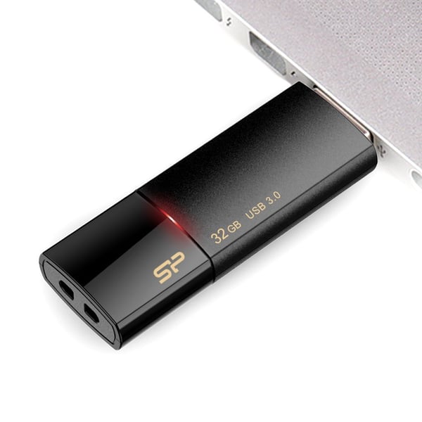 Silicon Power Blaze B05 USB-muisti 32 GB USB A-tyyppi 3.2 Gen 1 (3.1 Gen 1) Musta