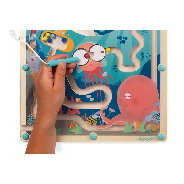 Miniatyrbild 2 av 9: JANOD Wooden Magnetic Ocean Maze motorspel