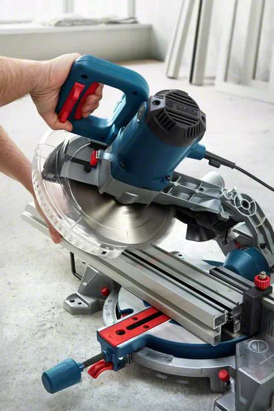 Miniatyrbillede 3 af 7: Bosch GCM 216 4800 rpm 1300 W