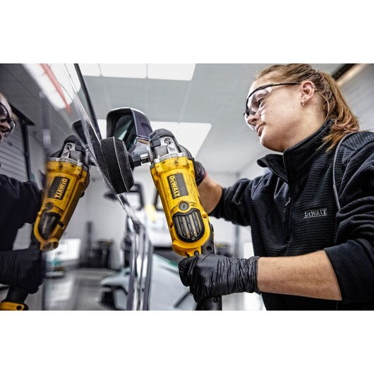 Pikkukuva 19 / 34: DeWALT DWP849X-QS auton kiillotuskone 1250 W 3500 RPM