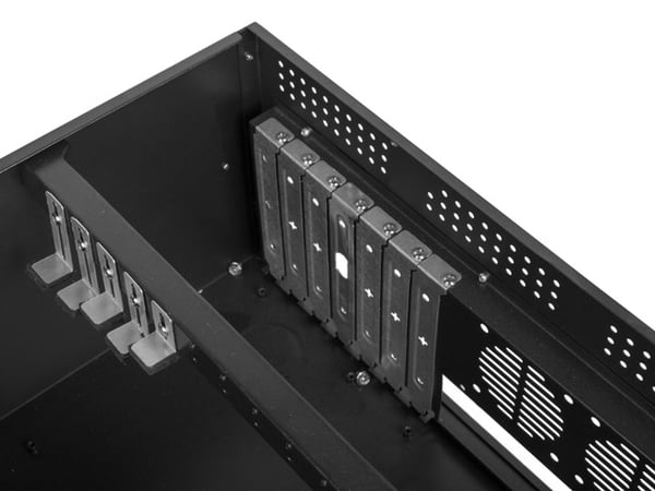 Pikkukuva 3 / 7: Lanberg SC01-4504-08B modulaarinen palvelinalusta Teline ( 4U ) 0 GB