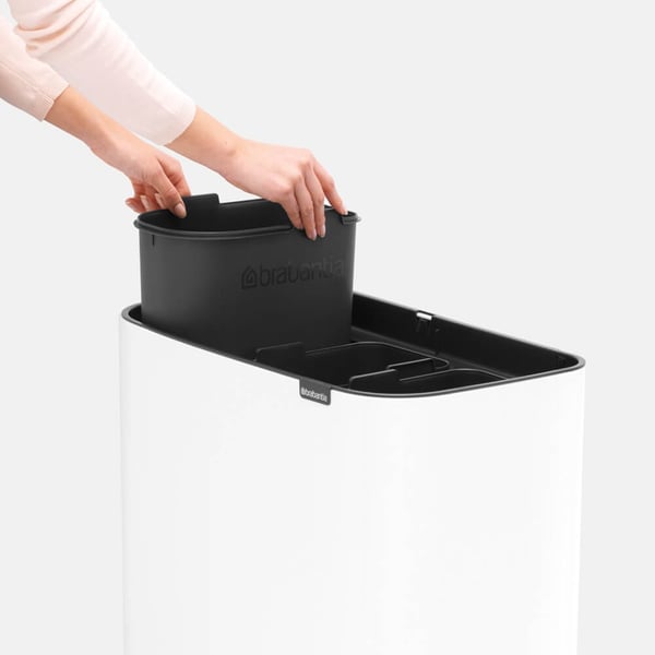 Brabantia 313523 skraldespand 33 L Rektangulær Rustfrit stål Sort, Hvid