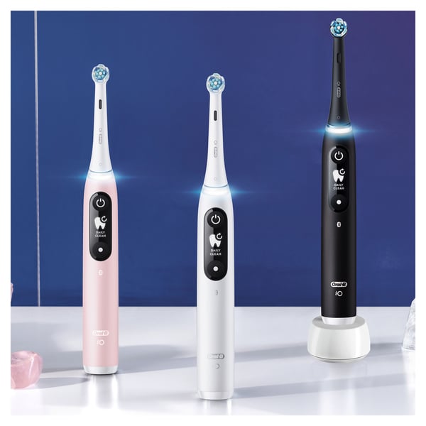 Miniatyrbillede 12 af 14: Oral-B iO6N Voksen Sort