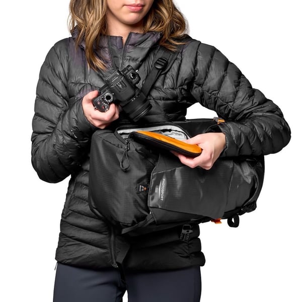 Lowepro PhotoSport Outdoor Backpack BP 15L AW III Rygsæk Sort, Grå